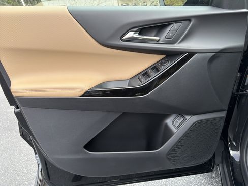 New 2026 Chevrolet Equinox ACTIV image 9