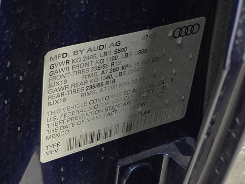 Used 2025 Audi Q5 Premium w/ Convenience Package AWD/4WD image 38