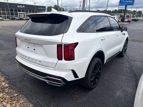 Used 2022 Kia Sorento SX AWD/4WD image 4