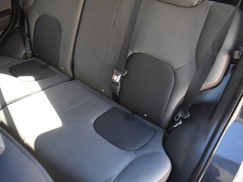 Used 2010 Nissan Xterra S image 22