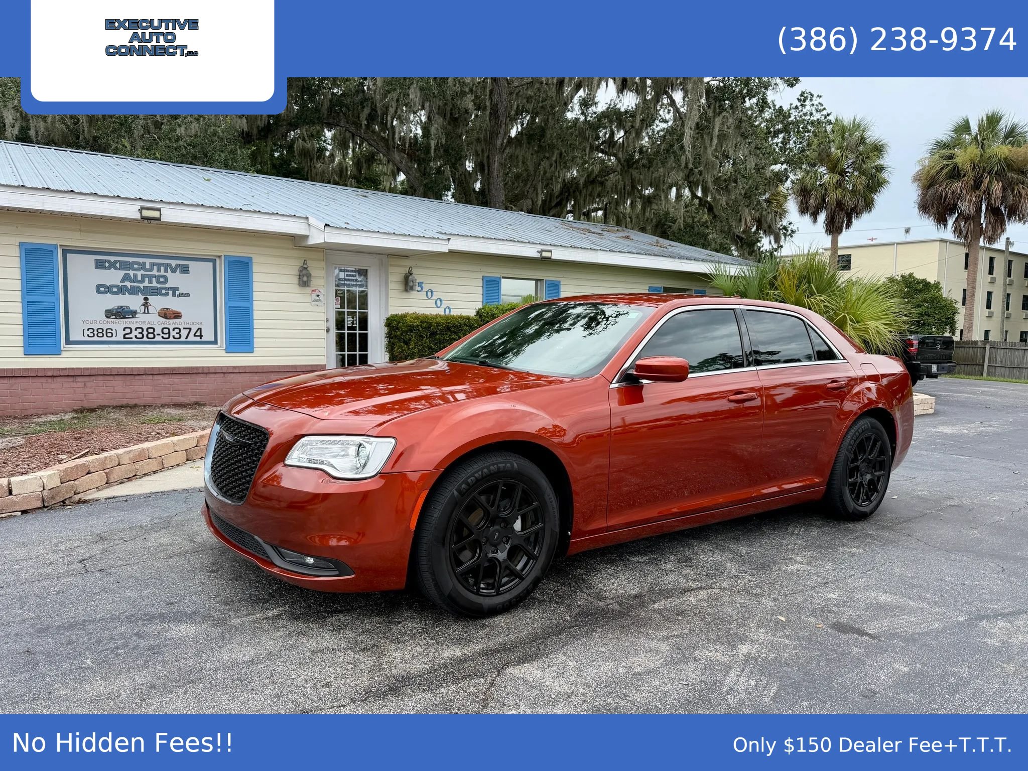Used 2021 Chrysler 300 Touring w/ Driver Convenience Group RWD image 1