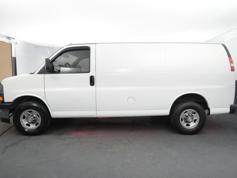 Used 2020 Chevrolet Express 2500 w/ Driver Convenience Package image 2