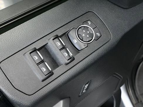 Used 2020 Ford F150 XLT w/ Equipment Group 302A Luxury AWD/4WD image 22