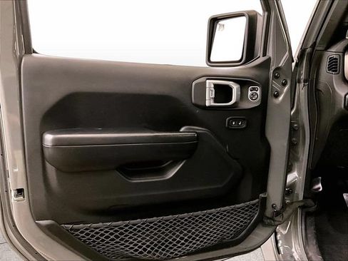 Used 2019 Jeep Wrangler Unlimited Sport S AWD/4WD image 22