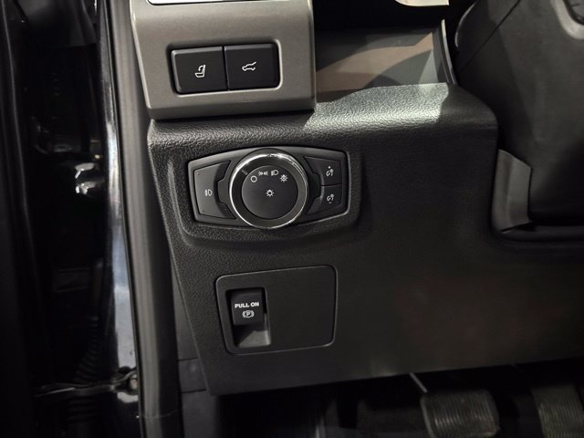 Used 2020 Ford Expedition Max XLT w/ Equipment Group 202A RWD image 13