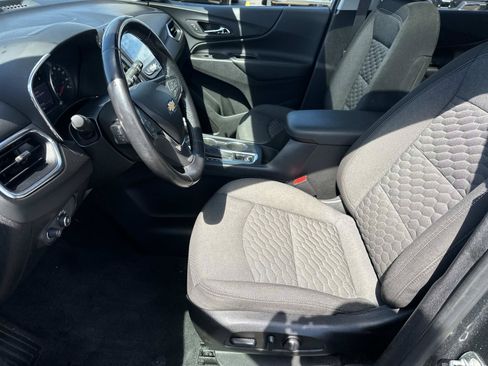 Certified 2019 Chevrolet Equinox LT w/ Sun & Navigation Package FWD image 19