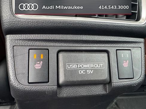 Used 2018 Subaru Outback 2.5i Touring w/ Popular Package #3 AWD/4WD image 14