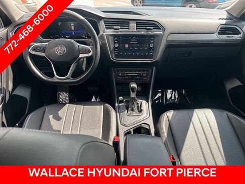 Used 2022 Volkswagen Tiguan SE FWD image 16
