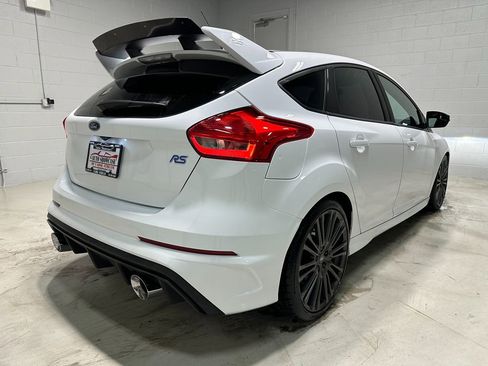 Used 2017 Ford Focus RS image 7
