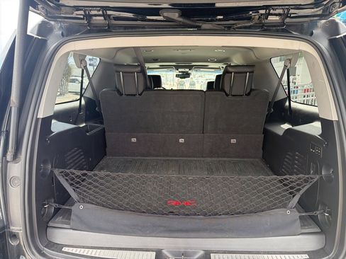 Used 2018 GMC Yukon XL Denali w/ Enhanced Security Package image 9