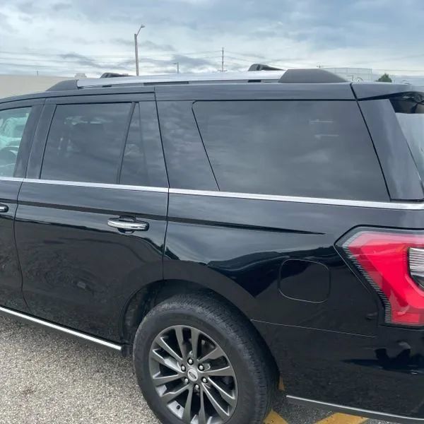 Used 2020 Ford Expedition Limited AWD/4WD image 4