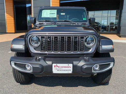 New 2025 Jeep Gladiator Sport w/ Premium Package image 9