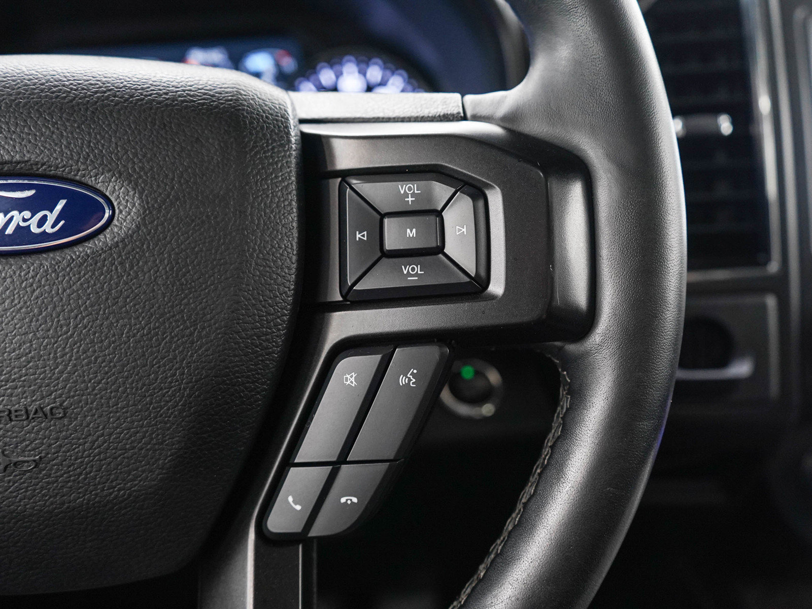 Used 2019 Ford Expedition Limited AWD/4WD image 28