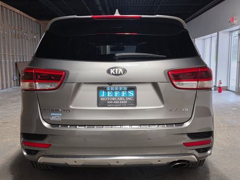 Used 2016 Kia Sorento SX AWD/4WD image 5