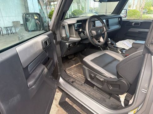 Used 2024 Ford Bronco Black Diamond AWD/4WD image 5