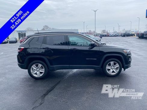 Used 2022 Jeep Compass Latitude image 6