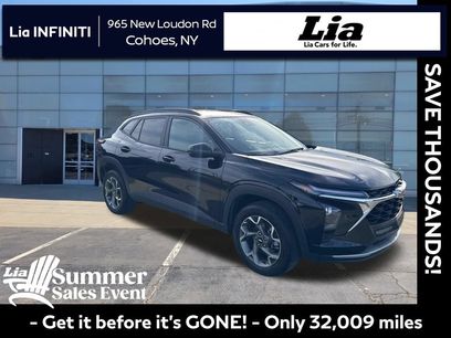 Used 2025 Chevrolet Trax LT w/ LT Convenience Package