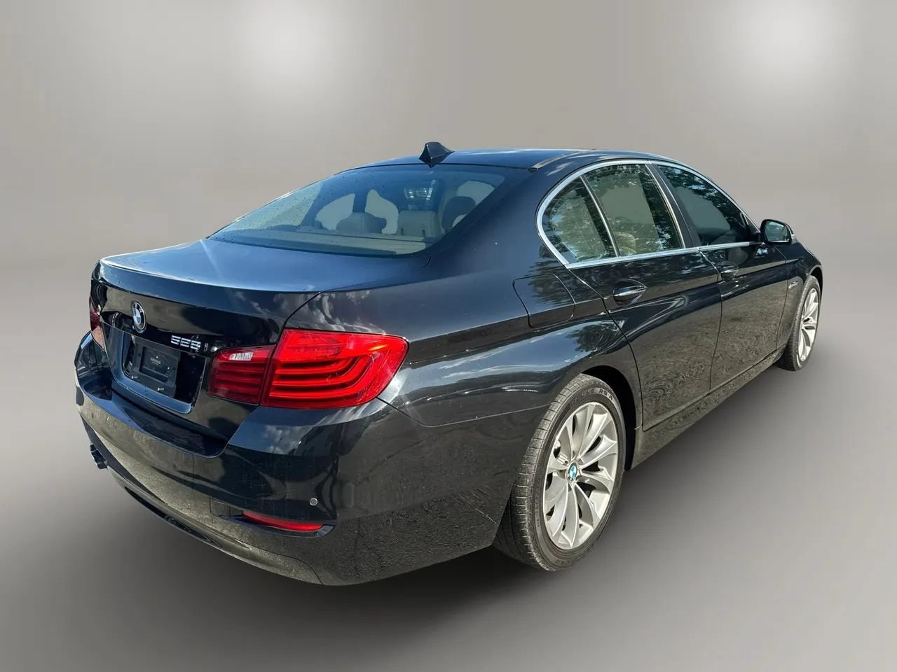 Used 2016 BMW 528i Sedan RWD image 9