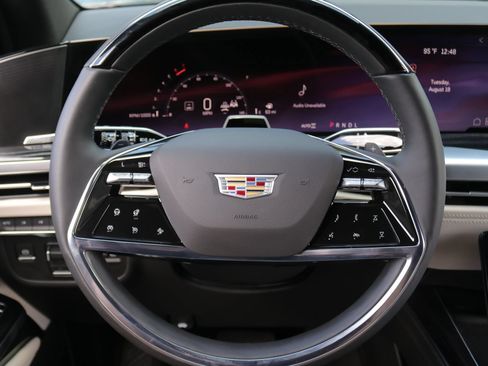 Certified 2026 Cadillac Escalade Sport AWD/4WD image 19