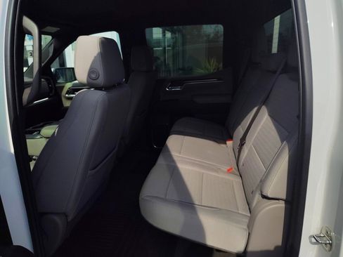 Certified 2024 GMC Sierra 1500 SLE image 14