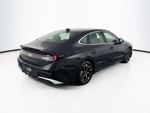 Used 2025 Hyundai Sonata SEL FWD image 9