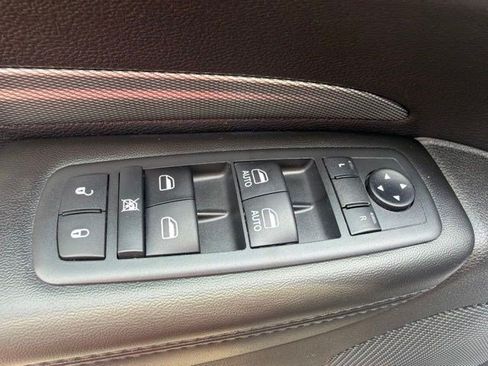 Used 2019 Dodge Durango GT AWD/4WD image 11