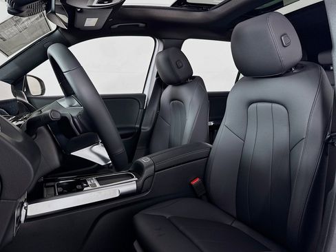 New 2026 Mercedes-Benz GLB 250 image 17