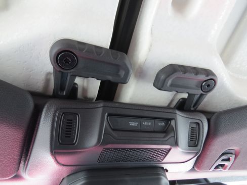 New 2025 Jeep Gladiator Mojave image 22