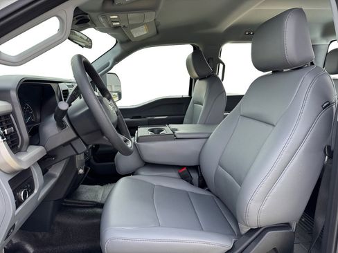 New 2026 Ford F250 XL image 10