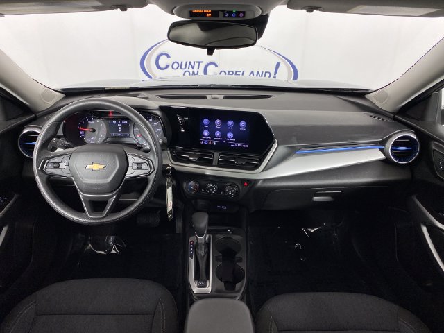 Used 2024 Chevrolet Trax LS w/ LS Convenience Package FWD image 14