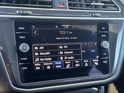 Certified 2024 Volkswagen Tiguan SE R-Line image 14