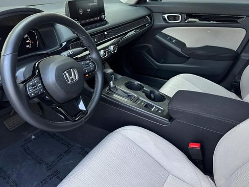 Certified 2024 Honda Civic EX image 4