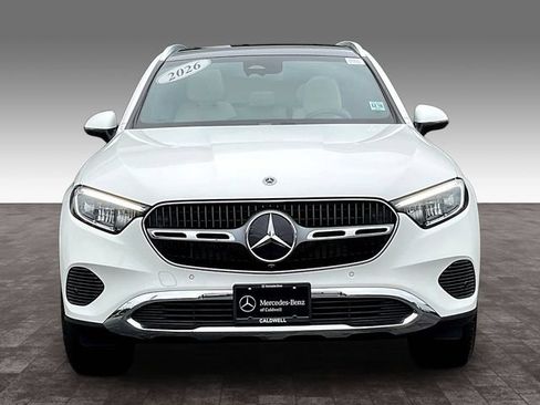 Used 2026 Mercedes-Benz GLC 300 4MATIC image 2