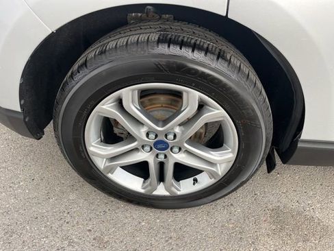 Used 2016 Ford Edge Titanium AWD/4WD image 22