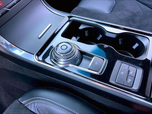 Used 2020 Ford Edge ST w/ Equipment Group 401A image 13