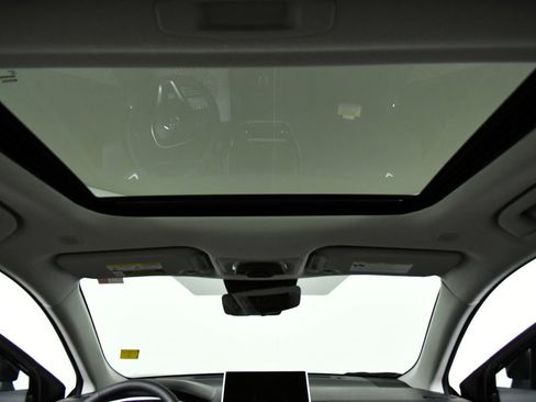 New 2026 Toyota Corolla Cross XLE image 25