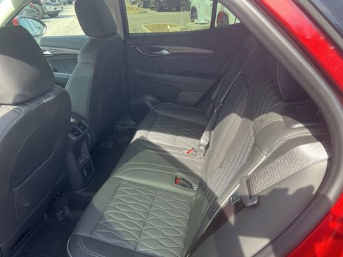 Used 2022 Buick Envision Avenir w/ Technology Package II image 14