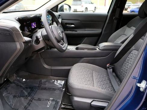 Certified 2026 Nissan Kicks SV w/ Charging Package FWD image 16