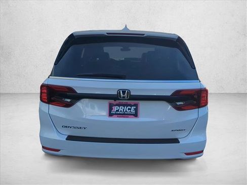 Used 2023 Honda Odyssey Sport image 7