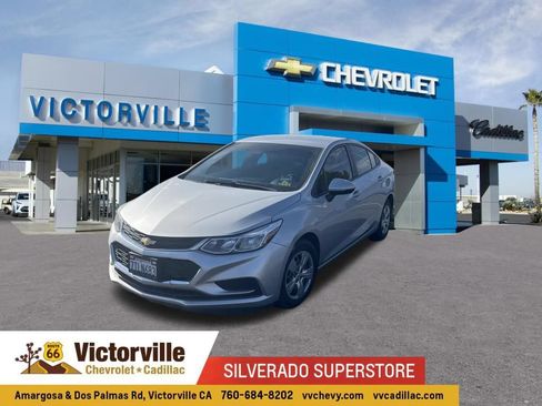 Used 2016 Chevrolet Cruze LS FWD image 1