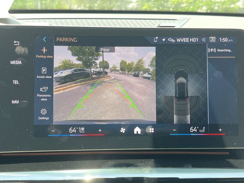 New 2025 BMW X1 xDrive28i w/ Convenience Package image 4