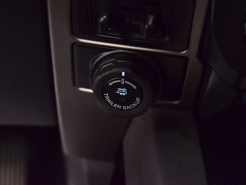 Used 2022 Ford F250 Platinum AWD/4WD image 27