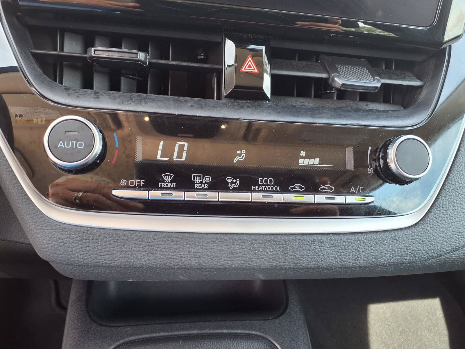 Used 2026 Toyota Corolla LE FWD image 14