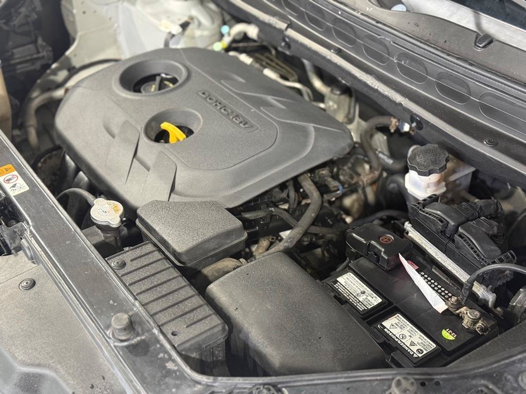 Used 2013 Kia Soul + FWD image 31