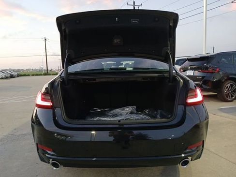 New 2026 BMW 330i Sedan image 9