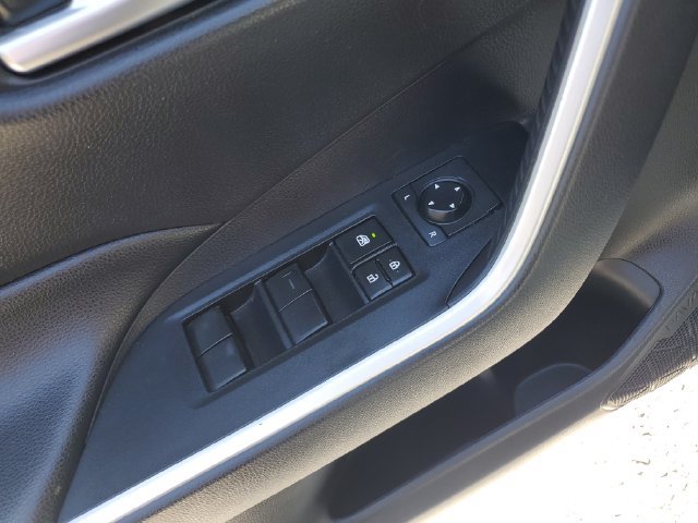 Used 2020 Toyota RAV4 XLE AWD/4WD image 23