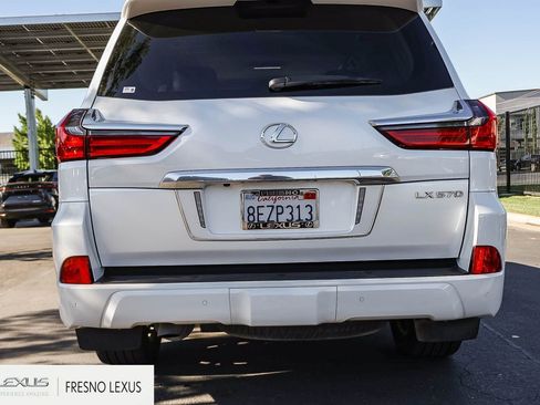 Used 2018 Lexus LX 570 4WD image 5