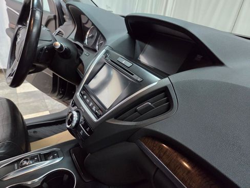 Used 2017 Acura MDX SH-AWD image 24