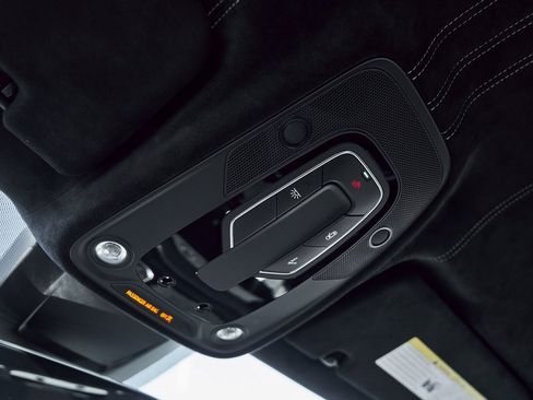 Used 2024 Lamborghini Urus Performante image 95