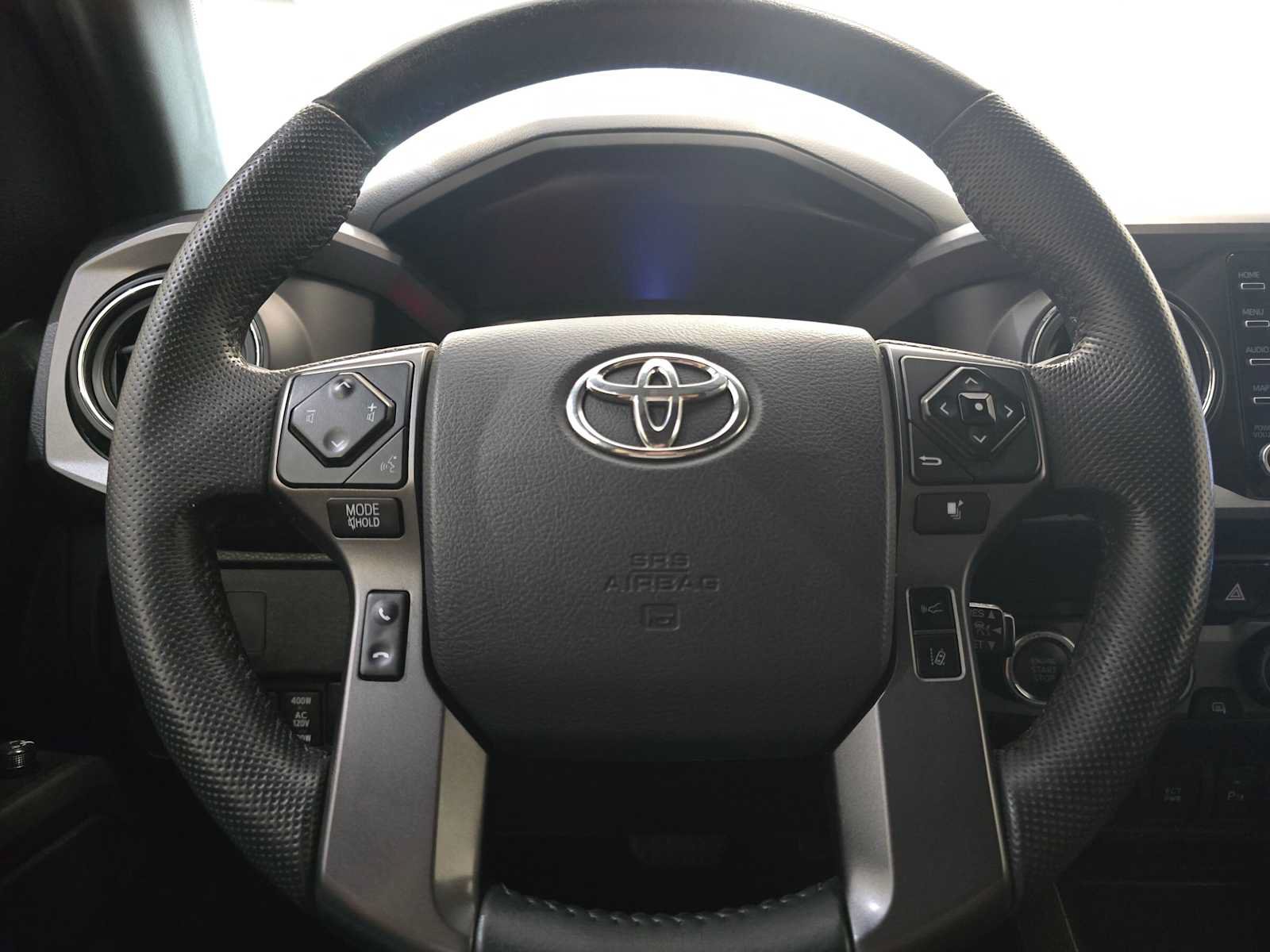 Used 2020 Toyota Tacoma TRD Off-Road w/ TRD Premium Off Road Package AWD/4WD image 11